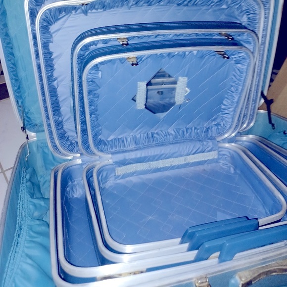 ORIG VTG 1960s Monarch Bags COMPLETE 5pc LUGGAGE SET - Picture 3 of 16